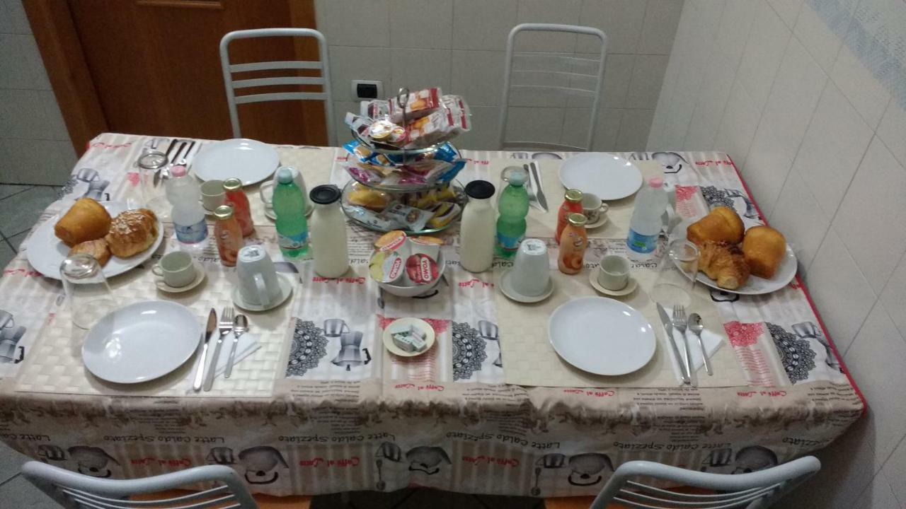 A Casa Di Arturo Bed & Breakfast Наполи Екстериор снимка