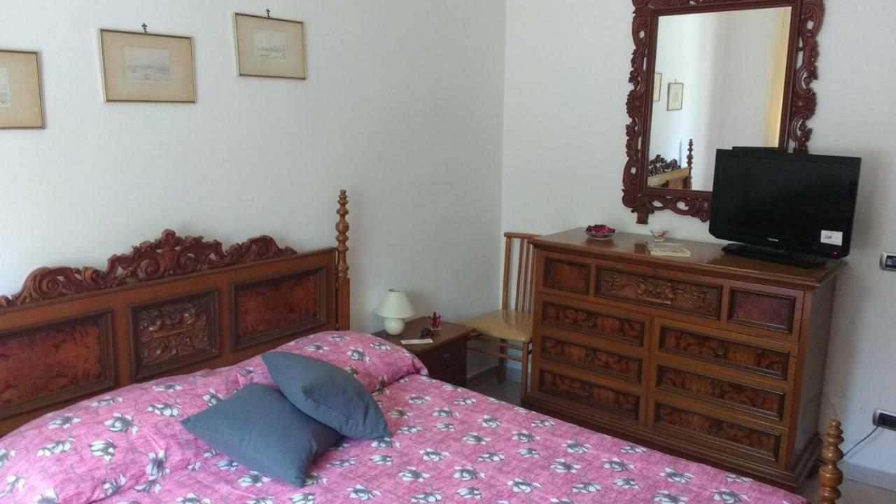 A Casa Di Arturo Bed & Breakfast Наполи Екстериор снимка