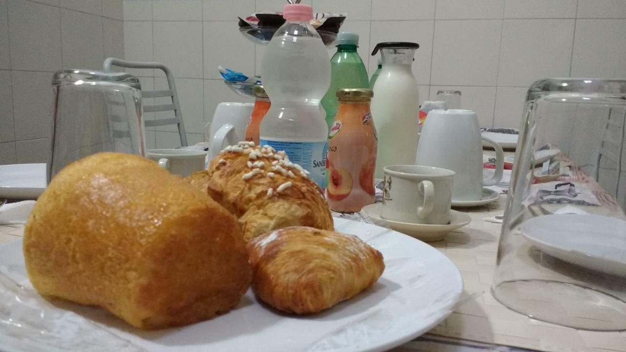 A Casa Di Arturo Bed & Breakfast Наполи Екстериор снимка