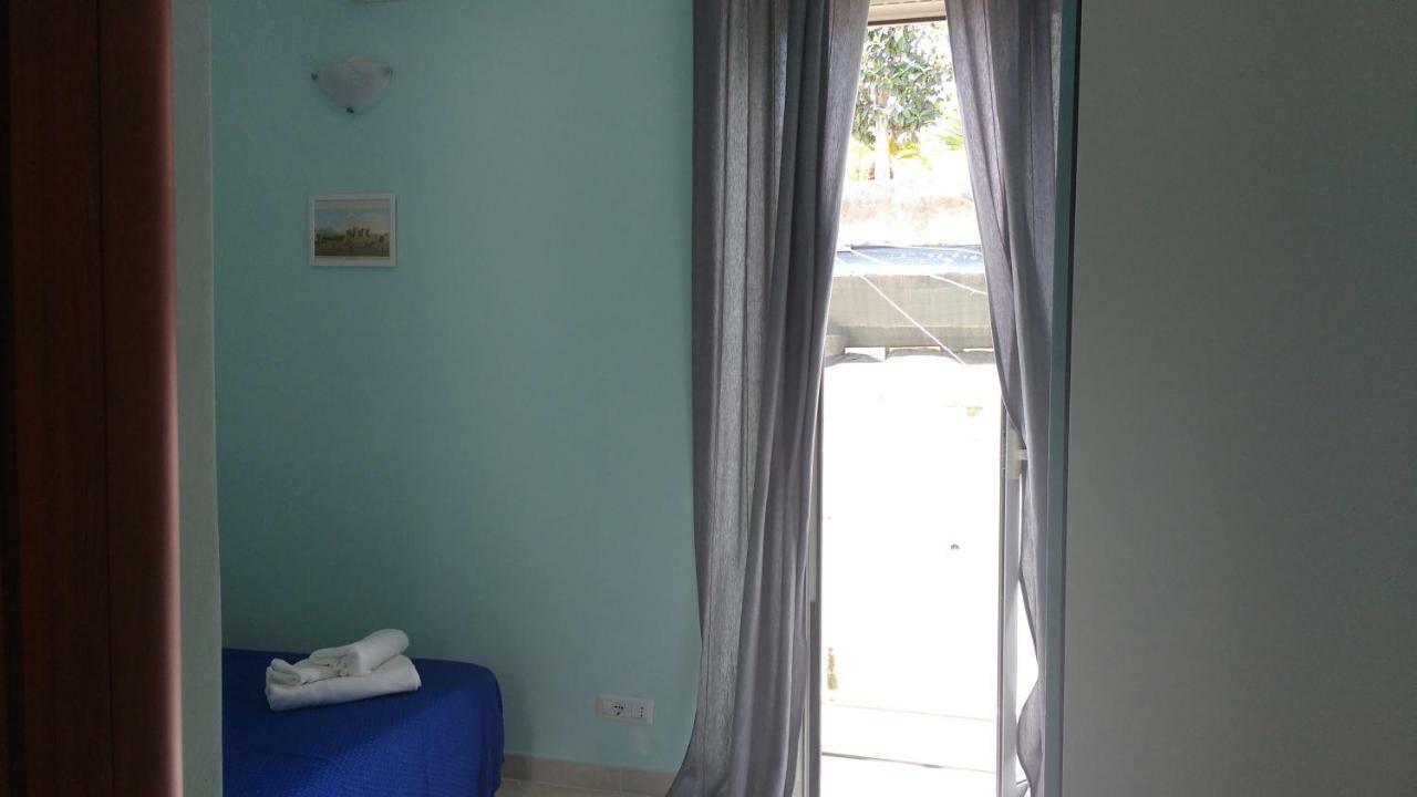 A Casa Di Arturo Bed & Breakfast Наполи Екстериор снимка