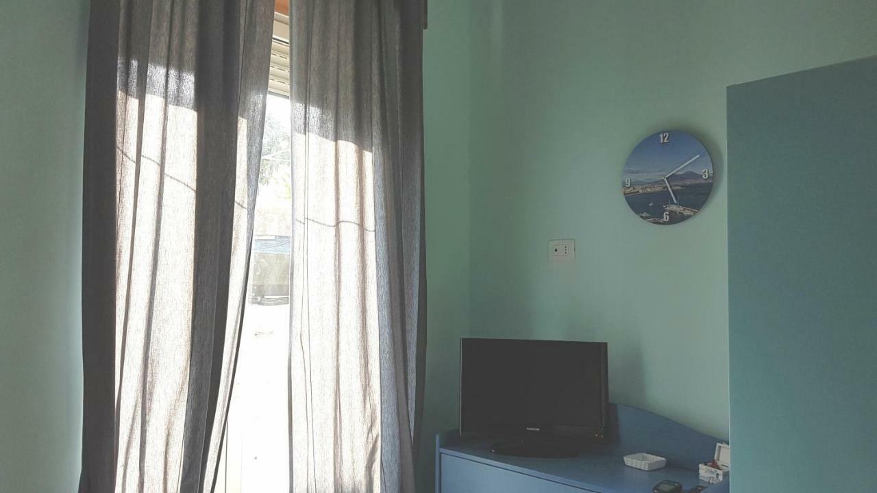 A Casa Di Arturo Bed & Breakfast Наполи Екстериор снимка