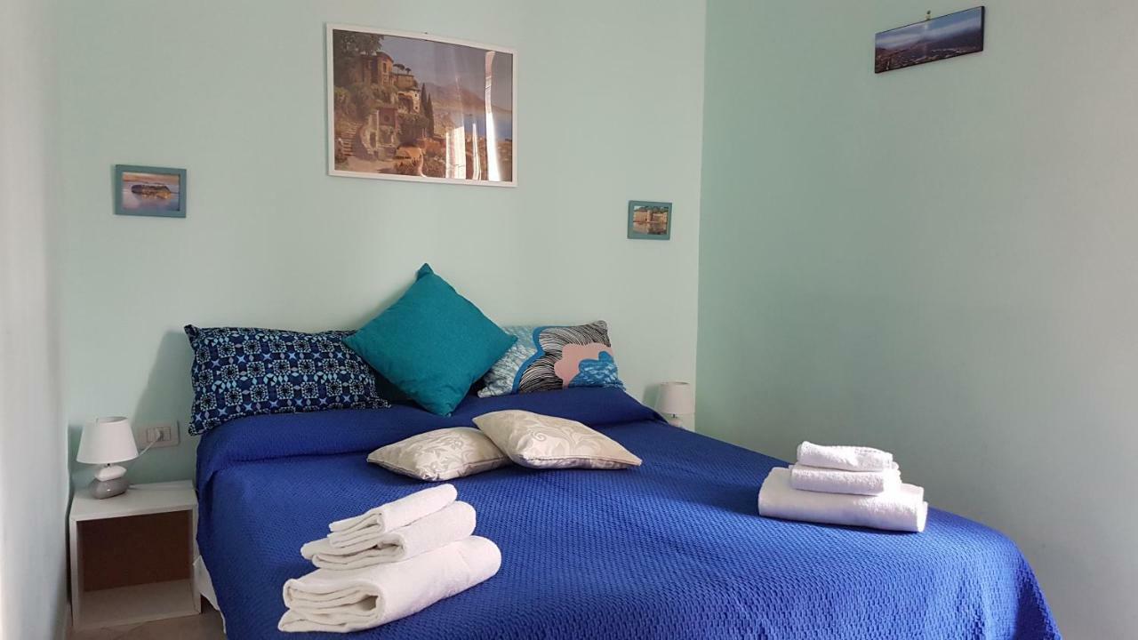 A Casa Di Arturo Bed & Breakfast Наполи Екстериор снимка